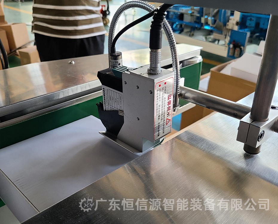 曲奇饼干装盒机